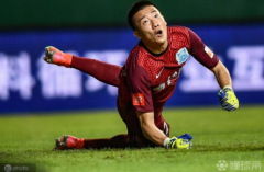 虎扑足球：韩佳奇不在备选名单中，国足补招门